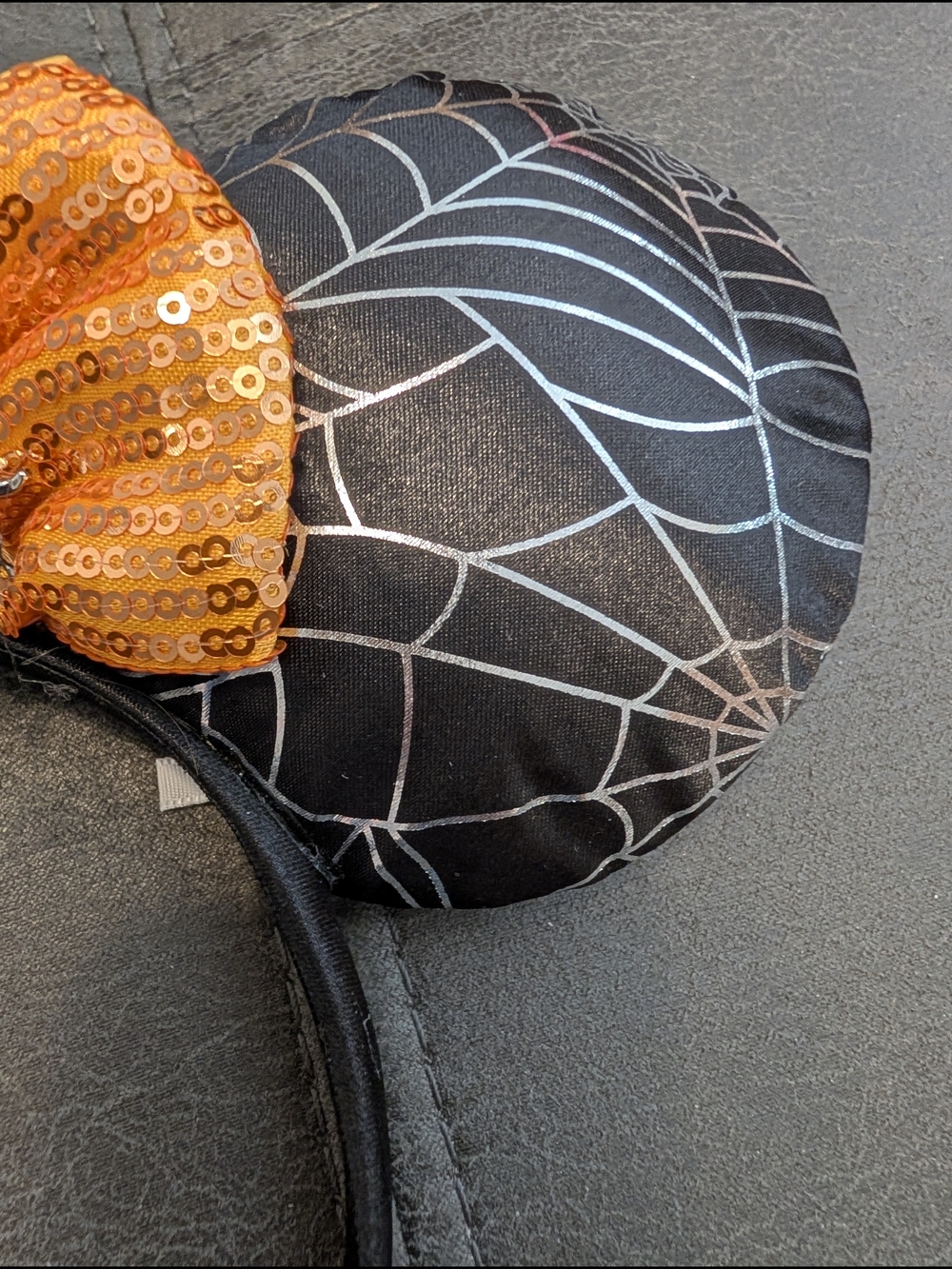 Minnie Mouse Halloween Spider Sequin Bow Headband - Orange & Black - Picture 3 of 4